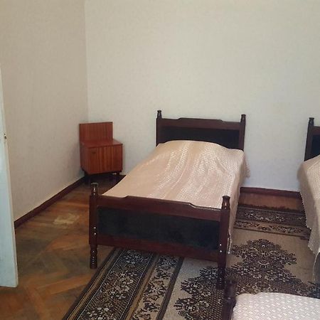 Firuza Hostel Bordzjomi Buitenkant foto
