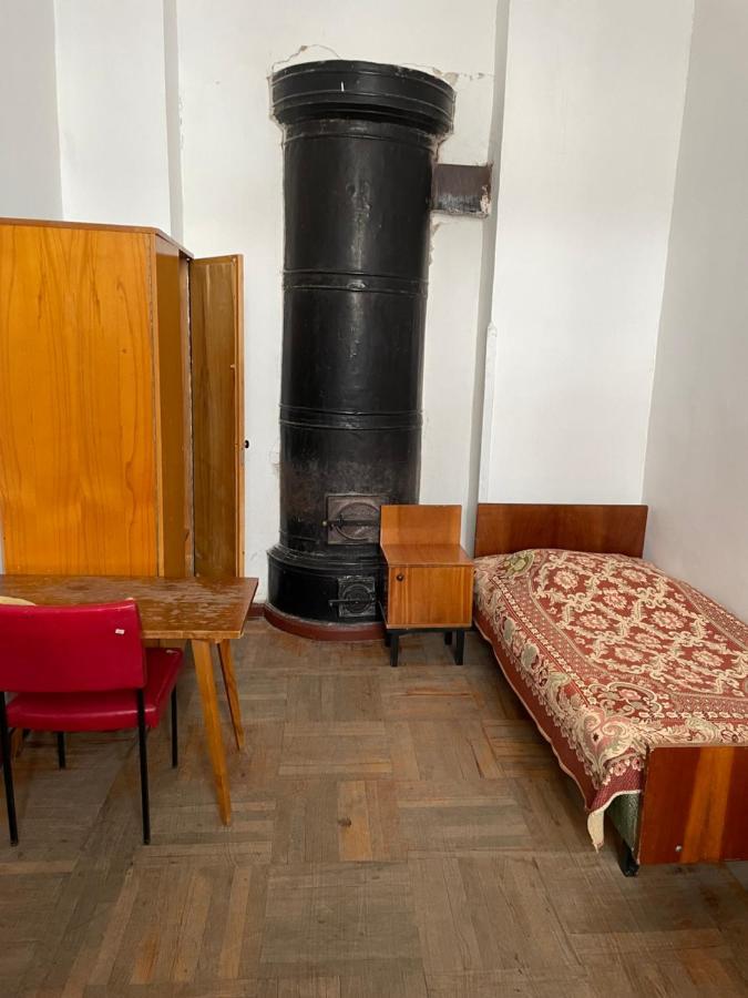 Firuza Hostel Bordzjomi Buitenkant foto
