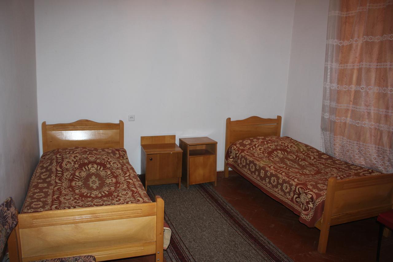 Firuza Hostel Bordzjomi Buitenkant foto